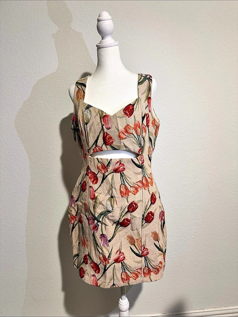 Edikted Floral Tapestry Lace-Up Back Strapless Minidress